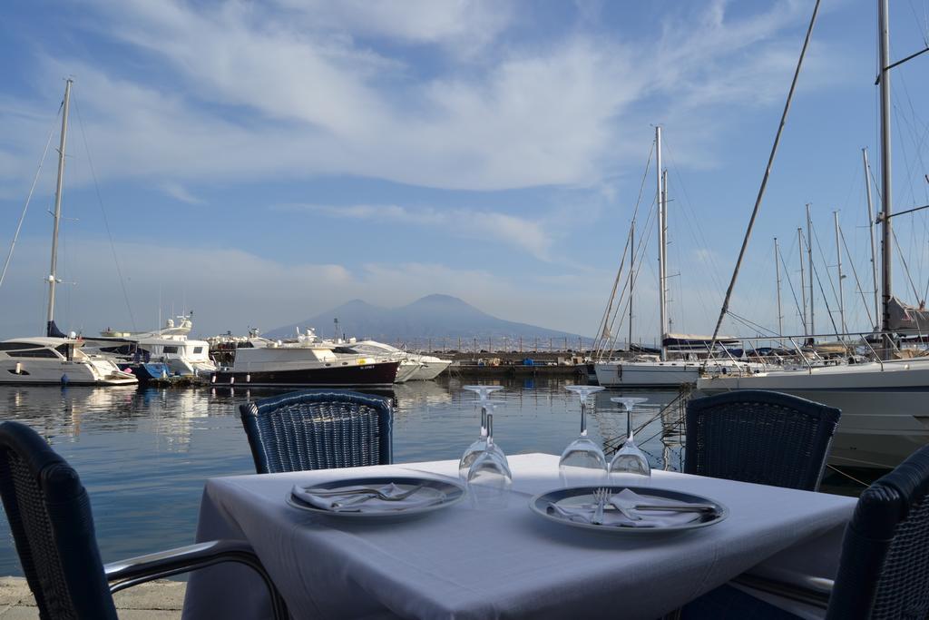 Transatlantico Hotel Naples Luaran gambar